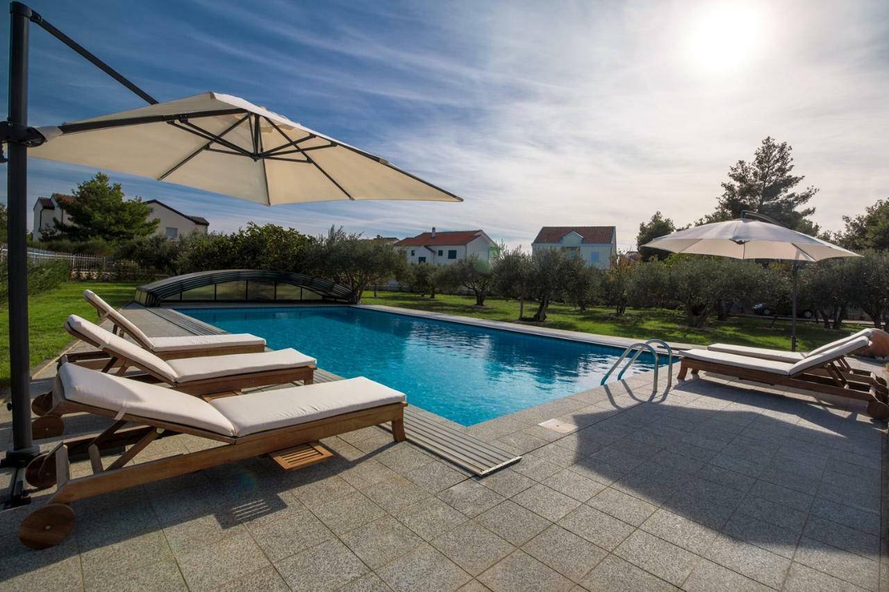 Villa Dream Srima Luaran gambar