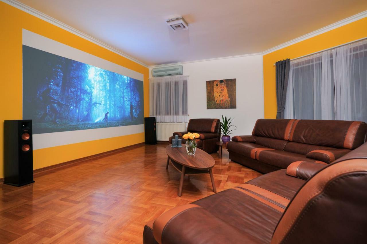 Villa Dream Srima Luaran gambar