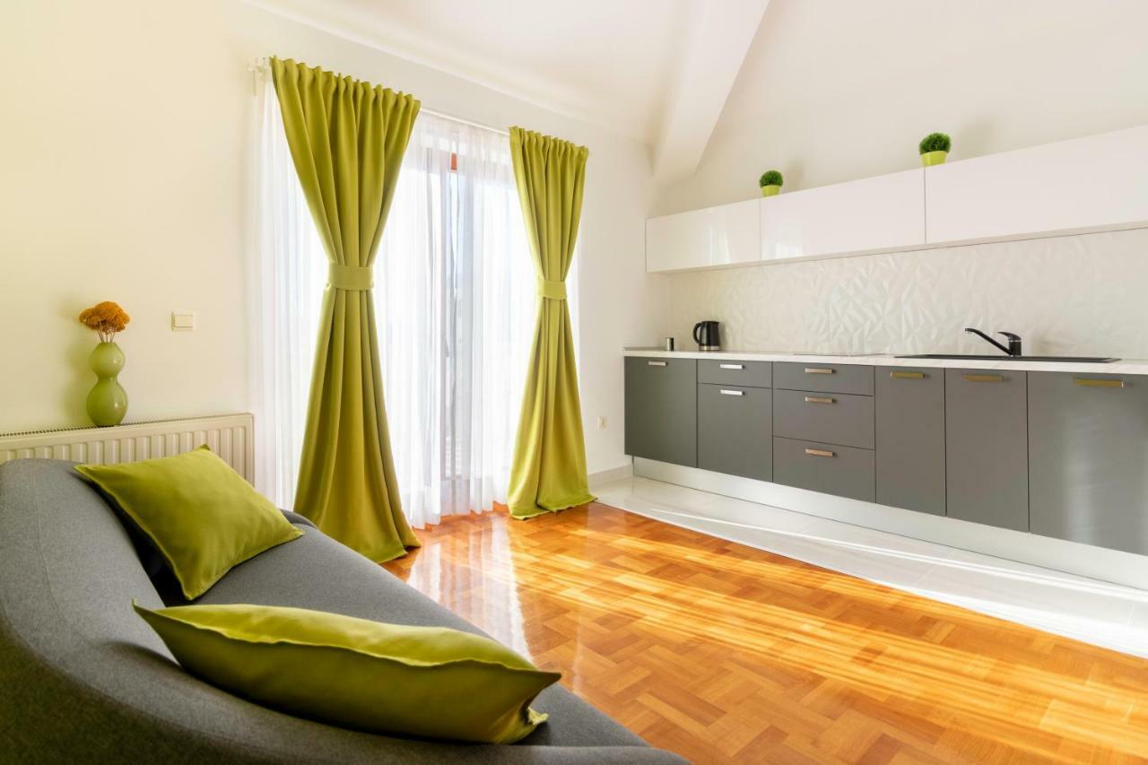 Villa Dream Srima Luaran gambar